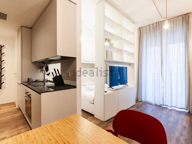 Appartamento in affitto a Municipio 4, Milano