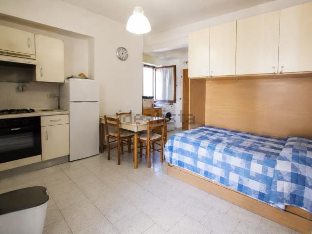 Appartamento in affitto a Rimini, Reggio Emilia