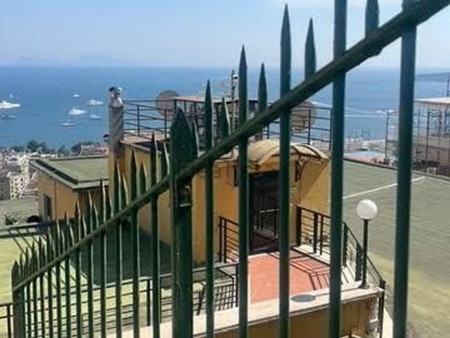 Appartamento in affitto a Municipalità 5, Campania