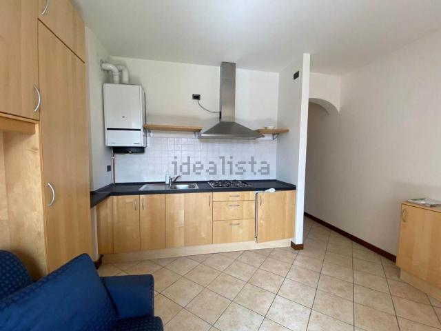 Appartamento in affitto a Villatico, Colico