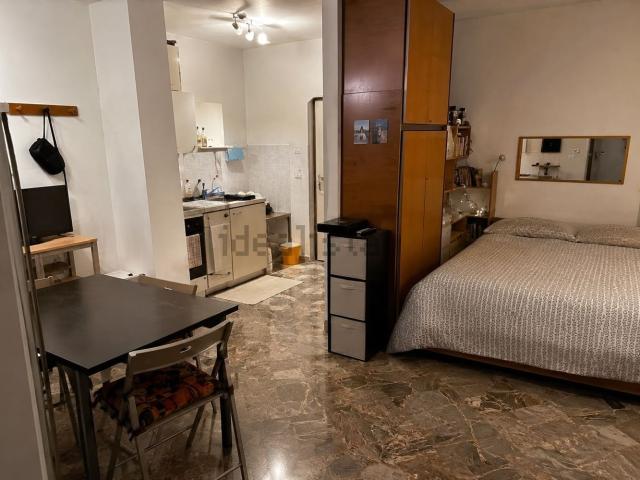 Appartamento in affitto a Centro Storico, Modena