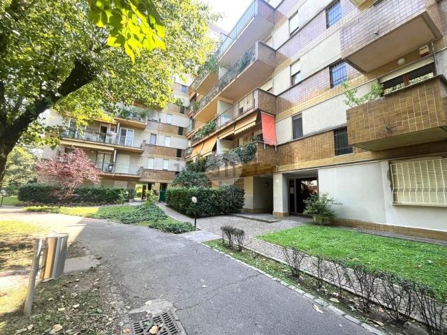 Appartamento in affitto a Lorenteggio, Corsico