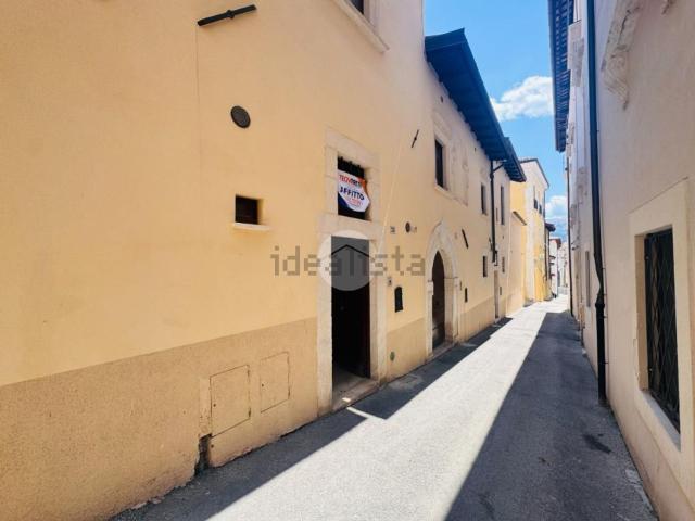 Appartamento in affitto a Tornimparte, Abruzzo