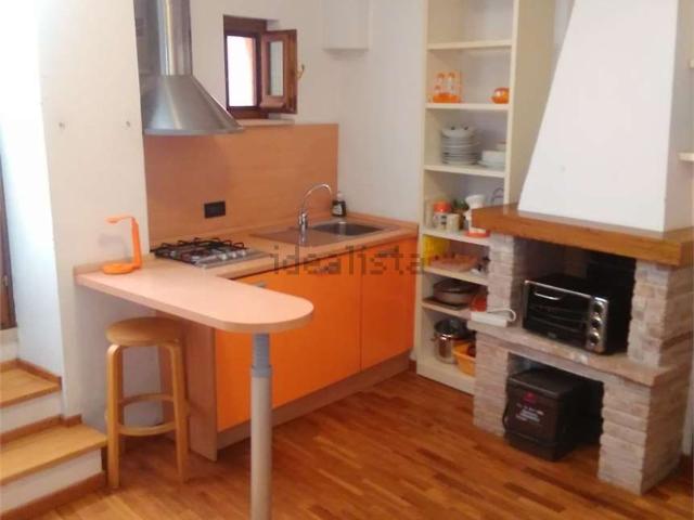 Appartamento in affitto a Sant'Erminio, Cenerente