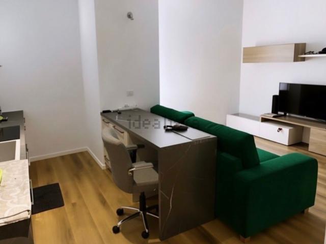 Appartamento in affitto a Santo Stefano, Bologna