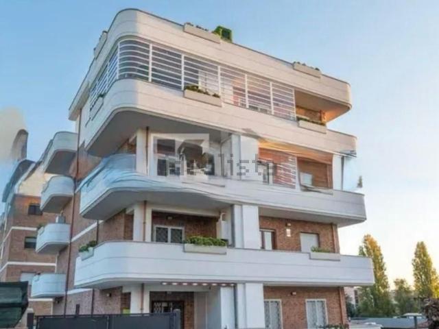 Appartamento in affitto a Villaggio Breda, Roma Capitale