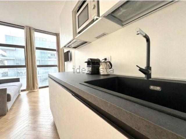 Appartamento in affitto a Municipio 2, Milano