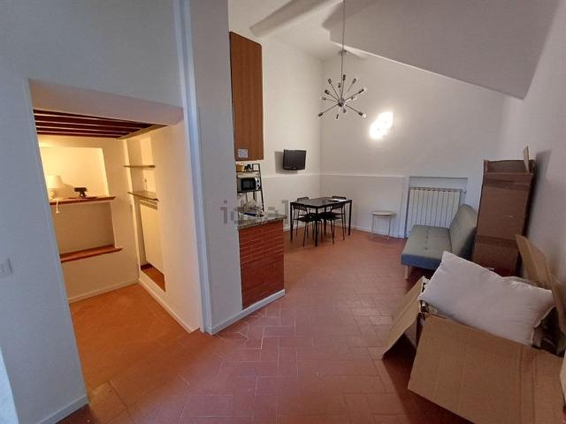 Appartamento in affitto a Quartiere 4, Firenze