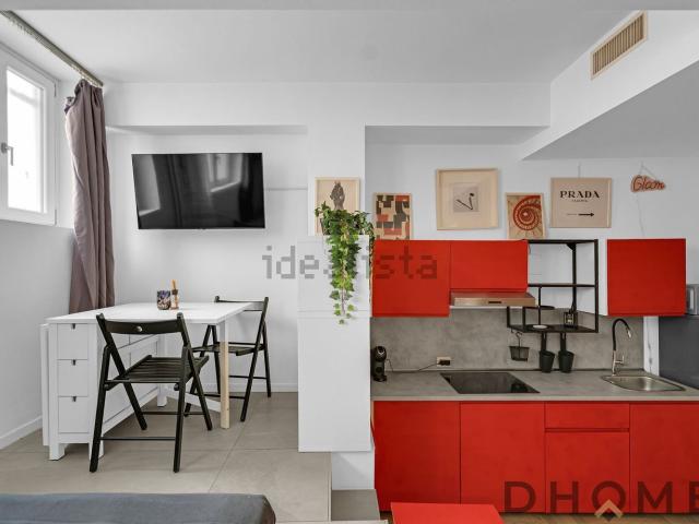 Appartamento in affitto a Municipio 4, Milano