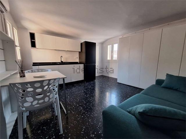 Appartamento in affitto a Centro Storico, Modena