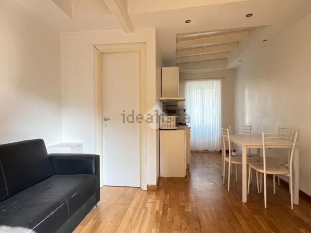 Appartamento in affitto a Municipio 1, Milano