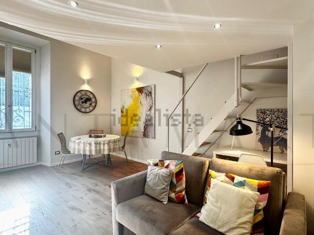 Appartamento in affitto a Centro storico, Milano