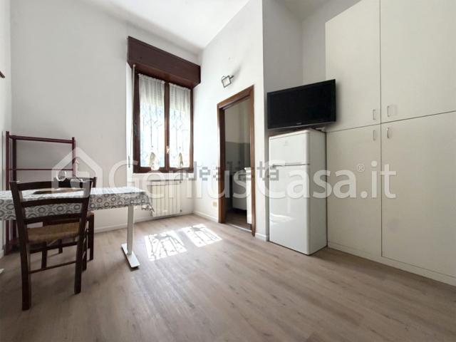 Appartamento in affitto a Municipio 9, Milano