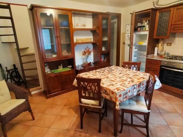 Appartamento in affitto a Guasina, Grondona