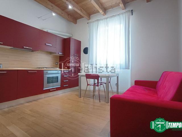 Appartamento in affitto a Municipio 1, Milano