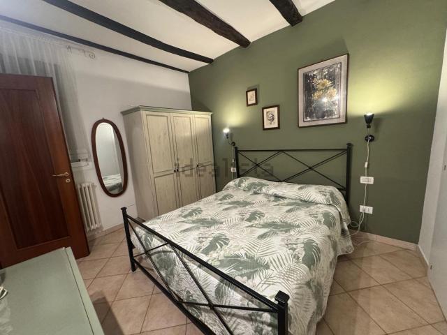 Appartamento in affitto a Santo Stefano, Bologna