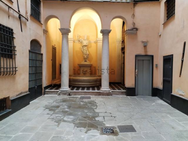 Appartamento in affitto a Centro Est, Serra Riccò