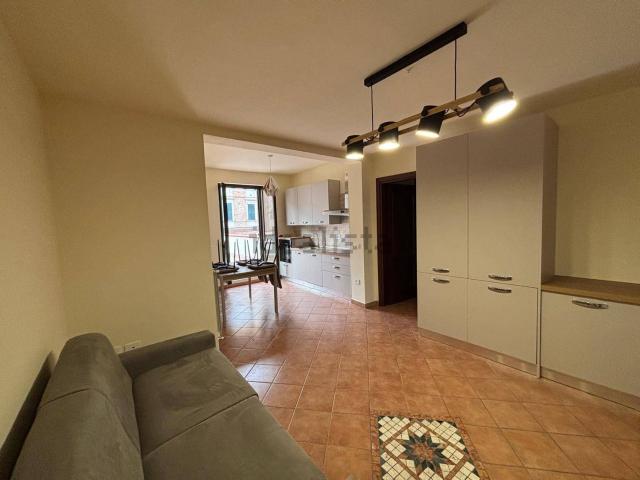 Appartamento in affitto a Borgo, Marche