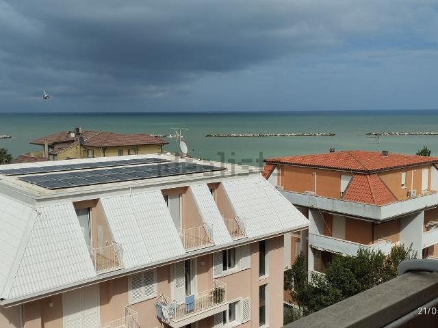 Attico in affitto a Faleriense, Marche