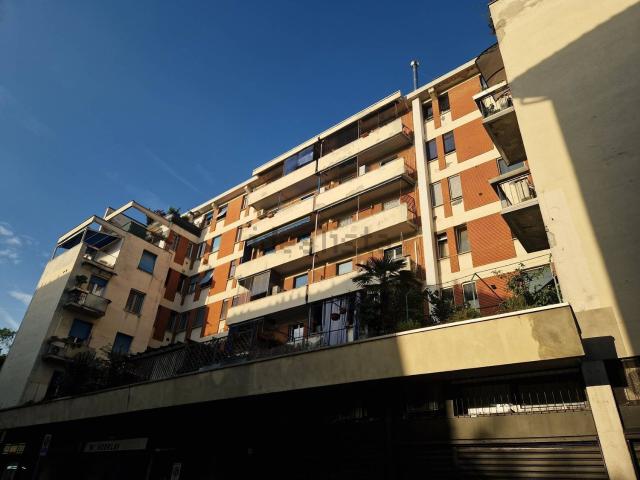 Appartamento in affitto a Municipio 6, Milano