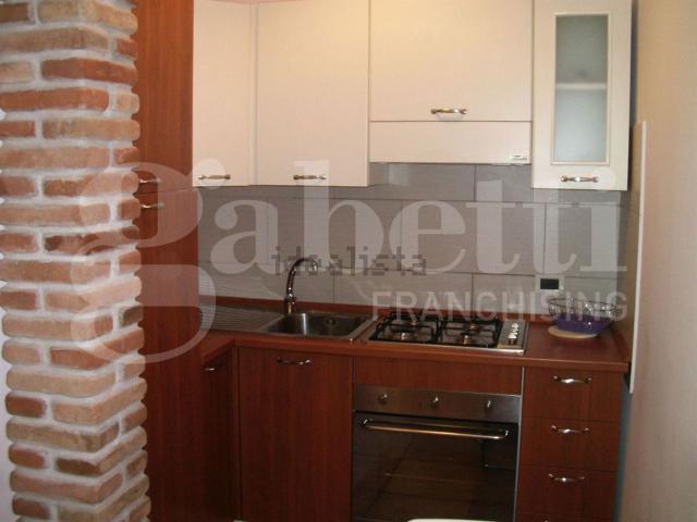Appartamento in affitto a Pozzilli, Molise