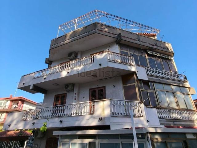Appartamento in affitto a Barriera, Aci Castello