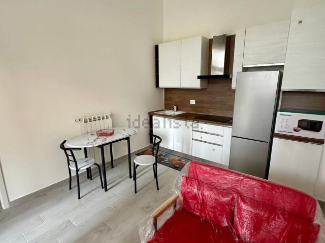 Appartamento in affitto a Municipio 9, Milano