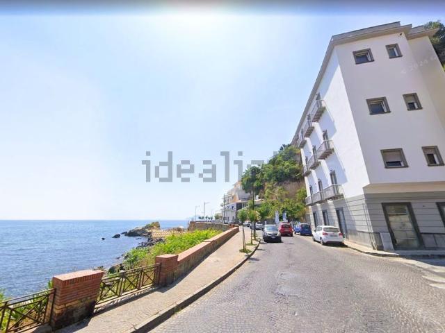 Appartamento in affitto a Pisciarelli, Pozzuoli