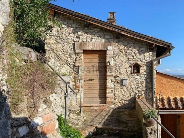Appartamento in affitto a Terni, Umbria