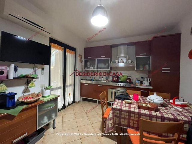 Appartamento in affitto a Campofelice Di Roccella, Sicilia