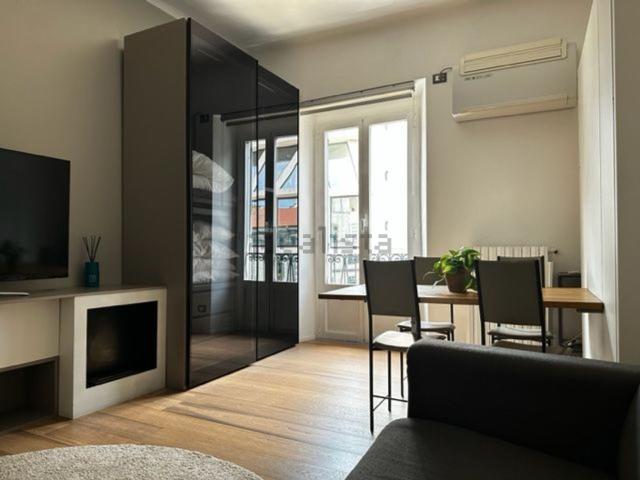 Appartamento in affitto a Municipio 9, Milano