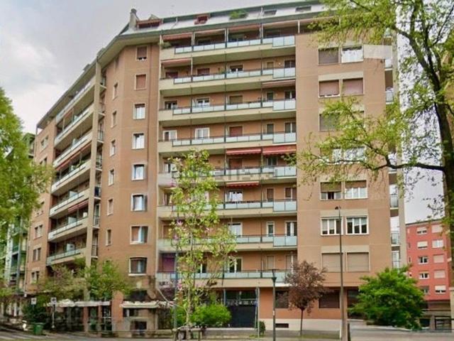 Appartamento in affitto a Municipio 6, Milano