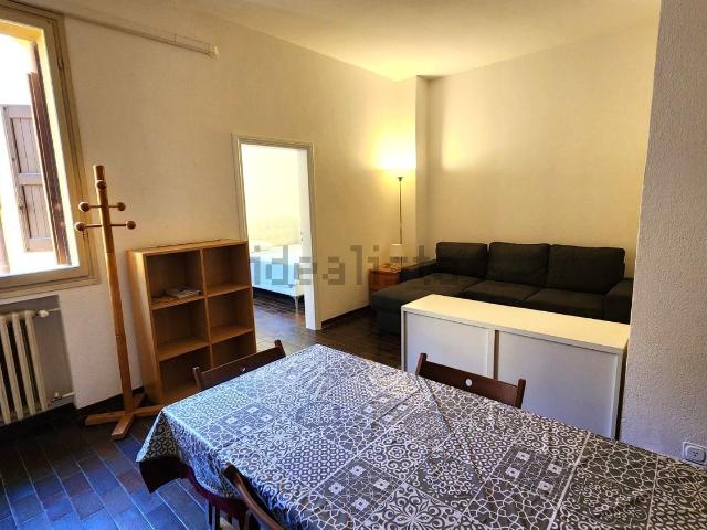 Appartamento in affitto a Santo Stefano, Bologna