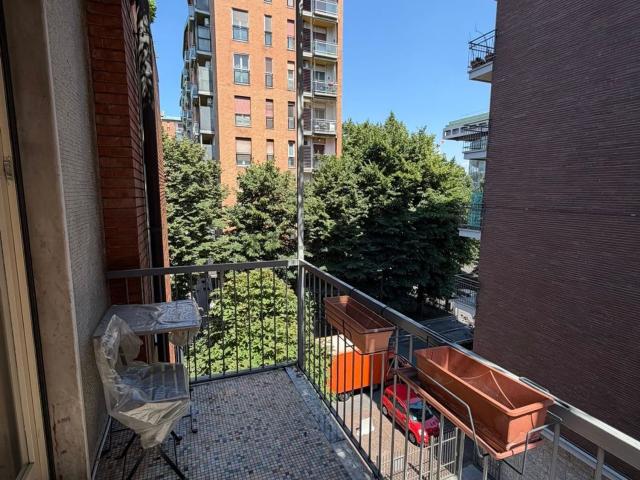 Appartamento in affitto a Municipio 8 di Milano, Milano