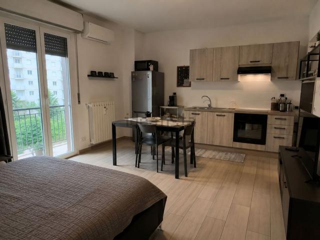 Appartamento in affitto a Municipio 2, Milano