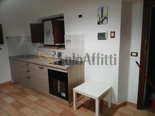 Appartamento in affitto a Farneto, Cenerente