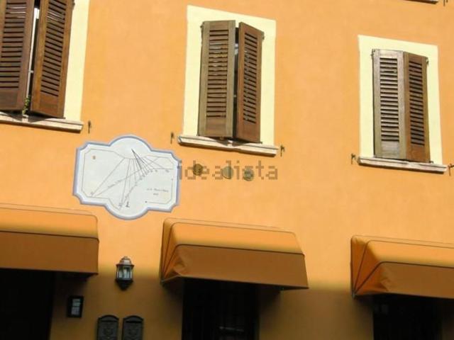 Appartamento in affitto a Desenzano Del Garda, Lombardia
