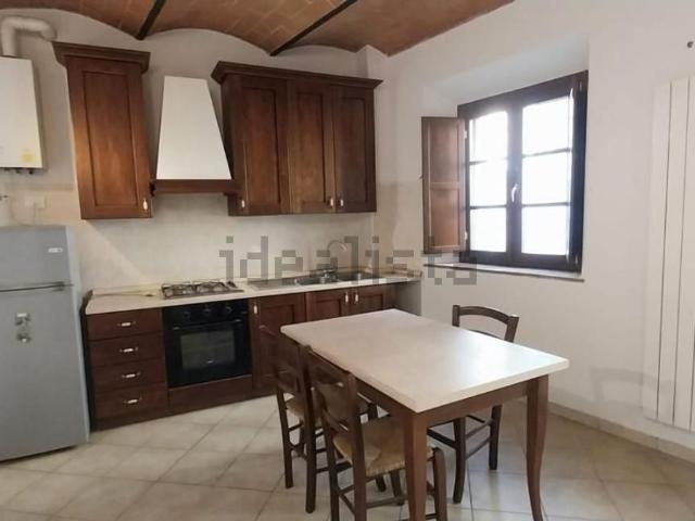 Appartamento in affitto a Nicosia-Rezzano, Calci