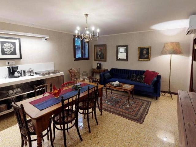 Appartamento in affitto a Venezia-Murano-Burano, Venezia