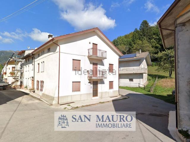 Appartamento in affitto a Crespadoro, Veneto