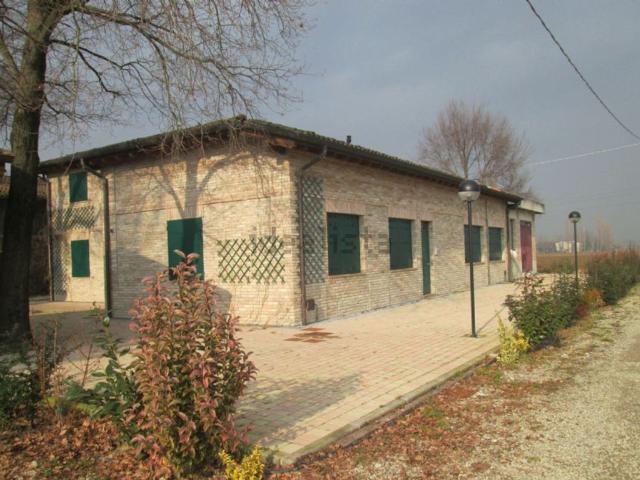 Appartamento in affitto a Fraore, Parma
