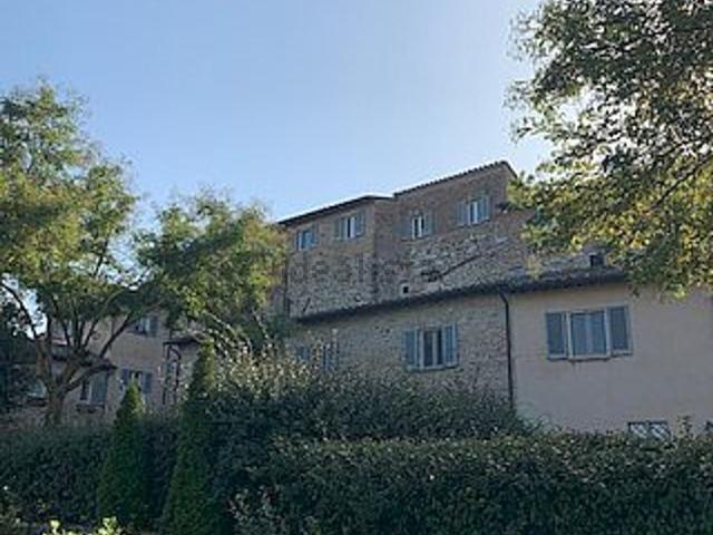 Appartamento in affitto a Sant'Erminio, Cenerente