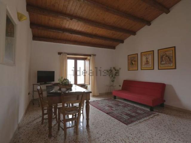 Appartamento in affitto a Aquino, Monreale