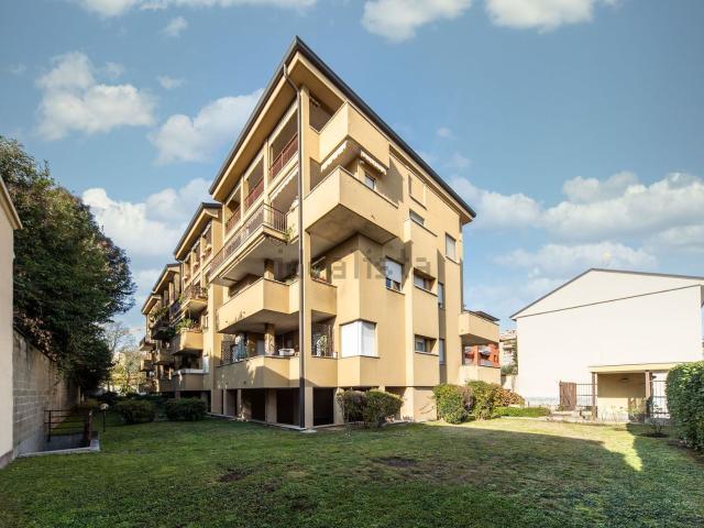 Appartamento in affitto a San Carlo, Monza
