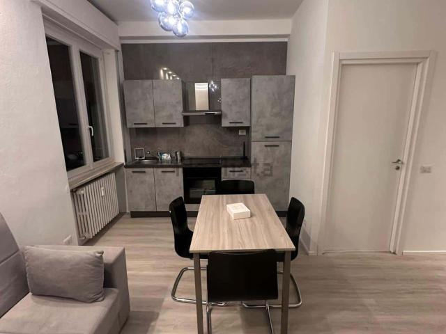 Appartamento in affitto a Municipio 2, Milano