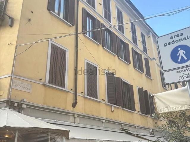 Appartamento in affitto a Vanzago, Lombardia