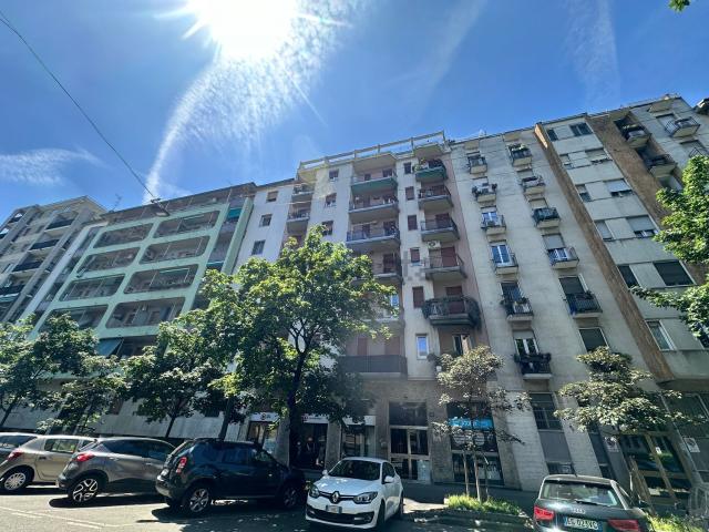 Appartamento in affitto a Municipio 8 di Milano, Milano