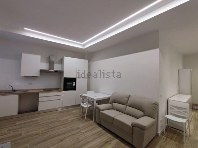 Appartamento in affitto a Centro storico, Brenzone
