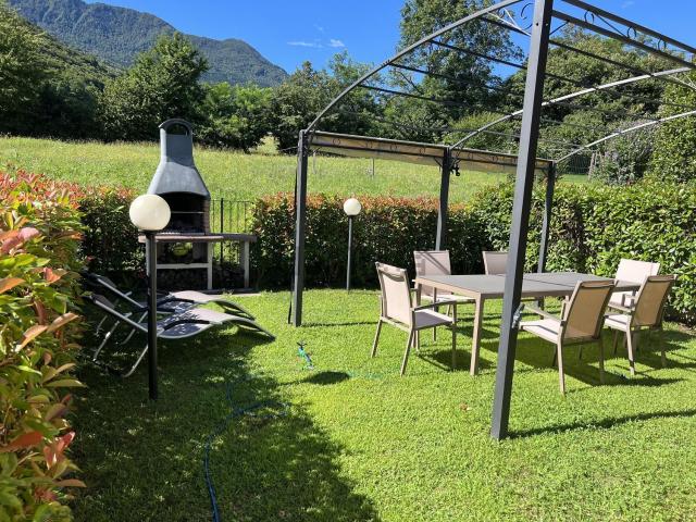 Appartamento in affitto a Colico, Lombardia