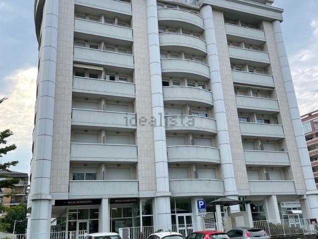 Appartamento in affitto a Centro, Gallarate